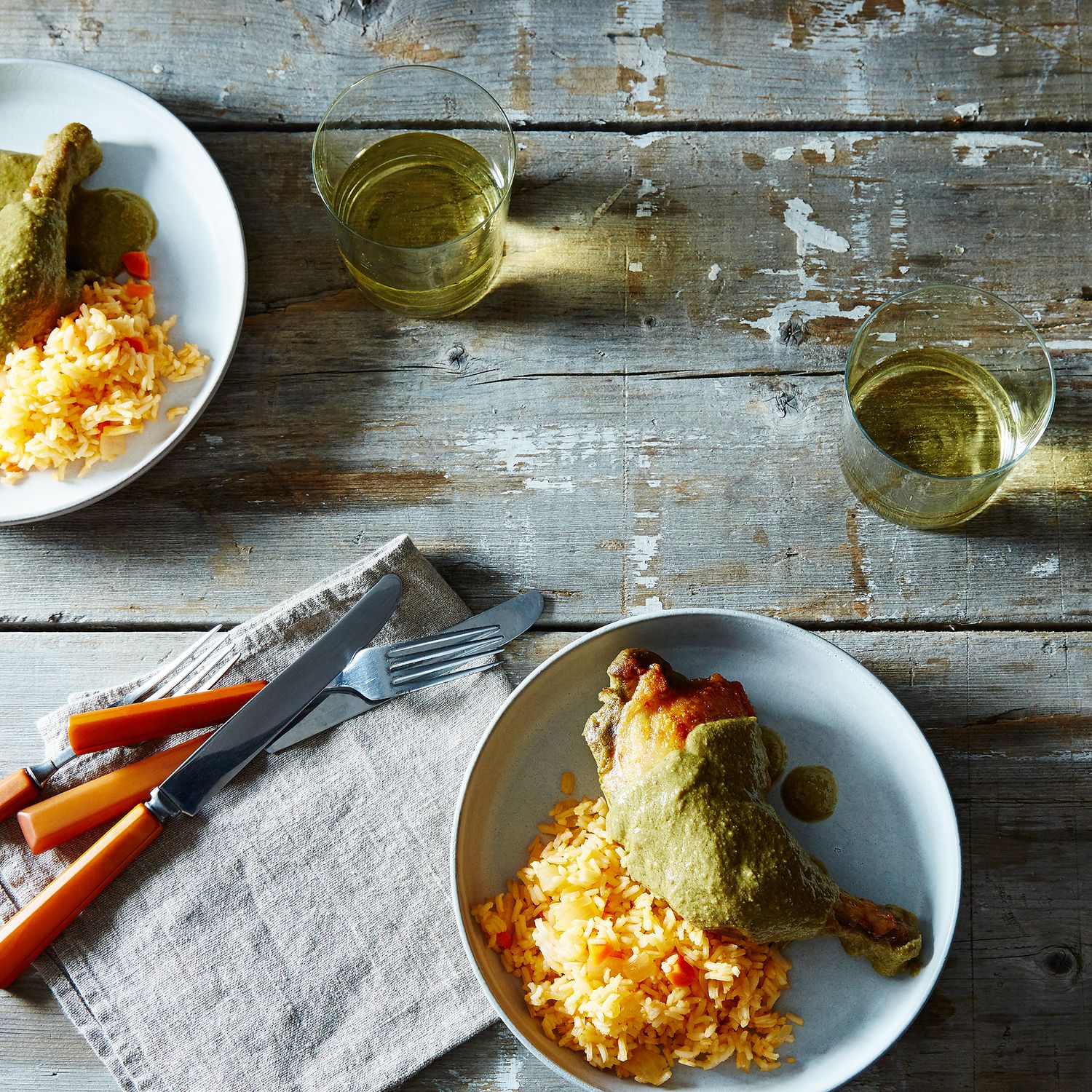 ba7f00a6-e861-46f4-a5fb-d43e699c0312-2015-1012_hernan_mole-poblano-and-mole-pipian_mid_james-ransom-019